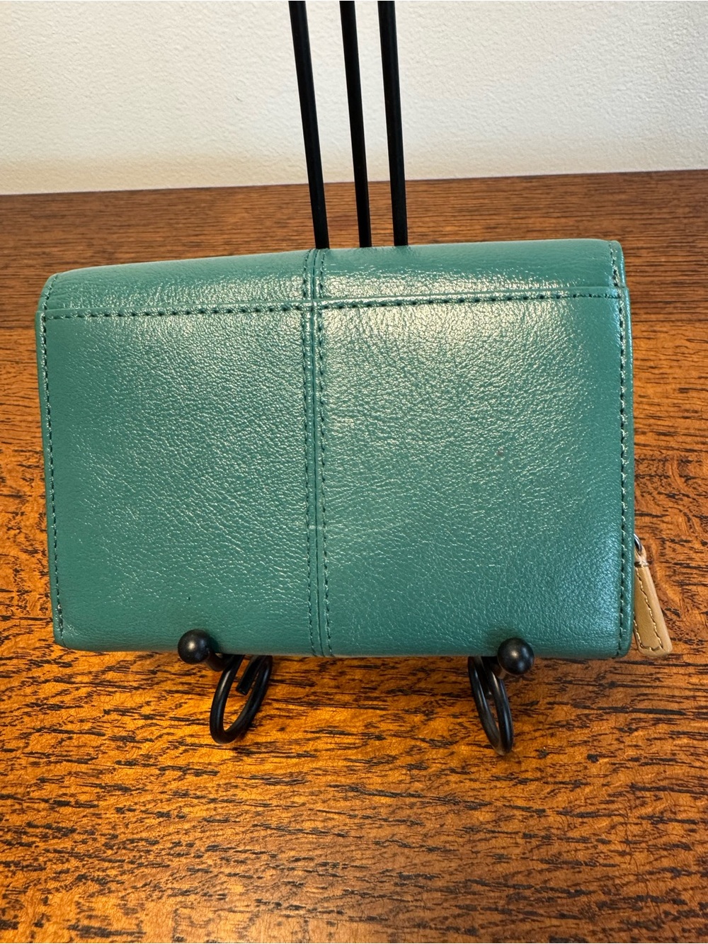 Coach Ashley Teal Green Pleated Leather Compact Wallet - Picture 2 of 12